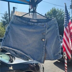 Zara Women's Light Blue Jean Skort